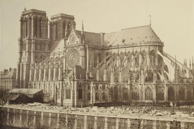 Fianco sud della cattedrale di Notre Dame di Parigi