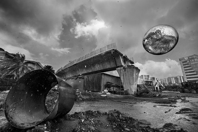 Concrete construction of the metro station