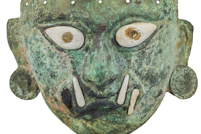 Maschera funeraria che rappresenta il volto di Ai Apaec