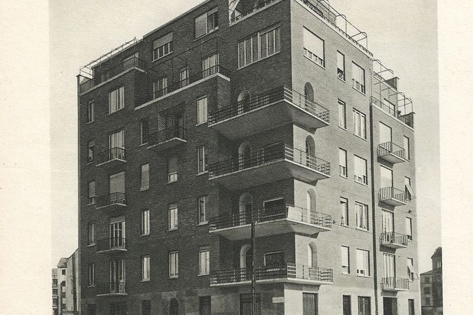 Palazzo in viale Coni Zugna 29