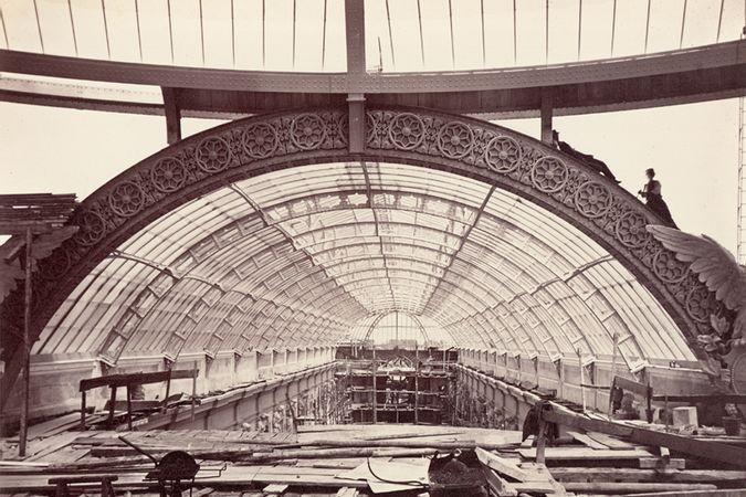 Costruzione di un arco d'imposta per la cupola della Galleria Vittorio Emanuele II a Milano