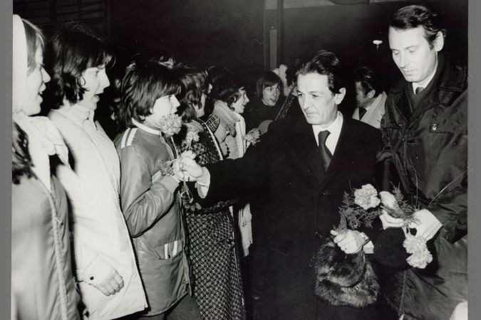 Enrico Berlinguer durante una visita del segretario del Pci nella Repubblica democratica tedesca