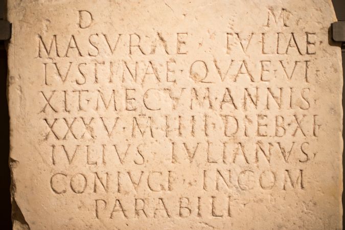 Epigrafe funeraria di Masura Iulia Iustina