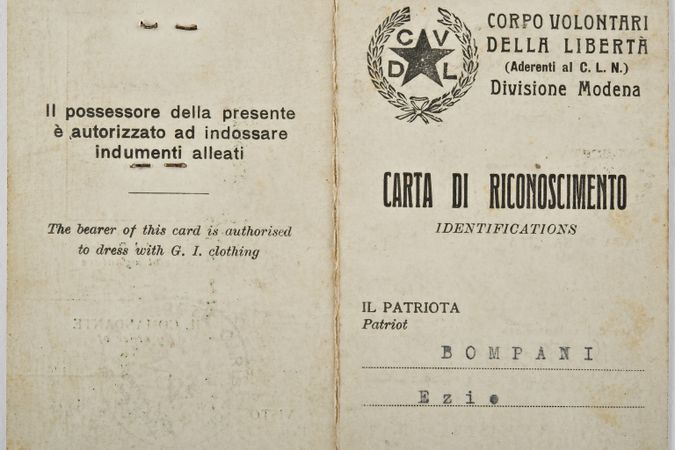 Tessere personali di riconoscimento dei partigiani 