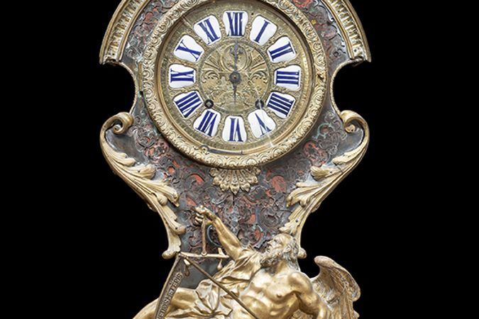 Orologio da consolle con il Trionfo di Amore sul Tempo