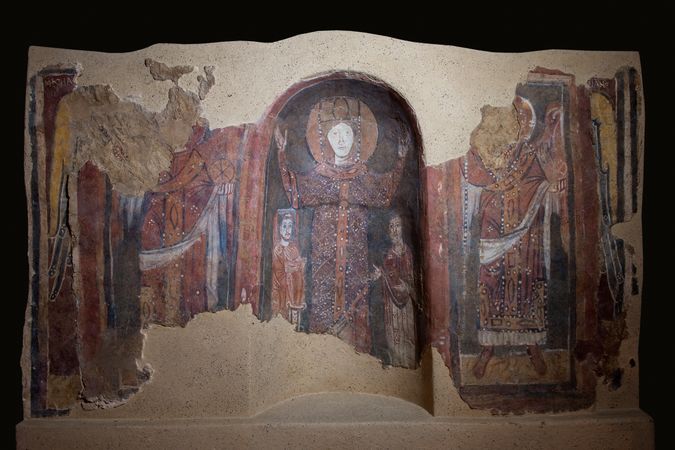 Affresco raffigurante la Vergina Orante e Regina con due offerenti e angeli