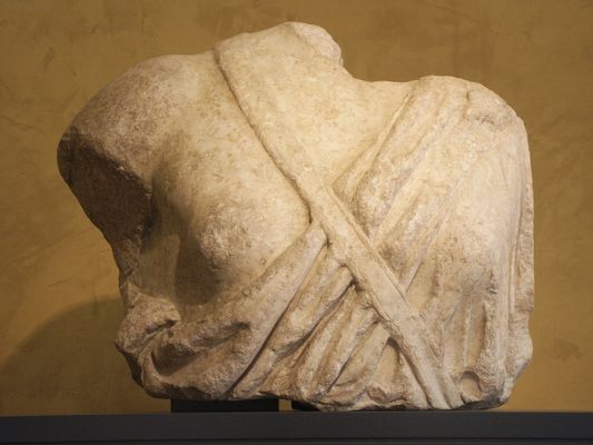 Torso de Dea Roma