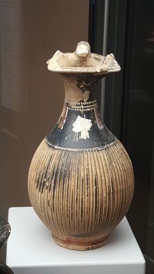 Oinochoe di Gnathia 