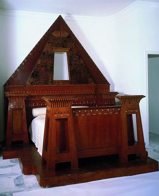 Letto piramidale per il Palazzo Gonzaga, Guastalla