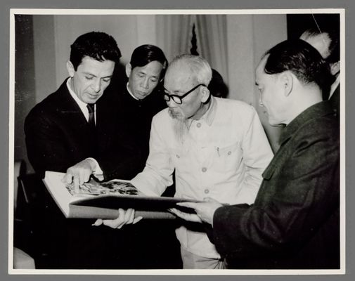 Enrico Berlinguer, Ho Chi Minh e Le Duan