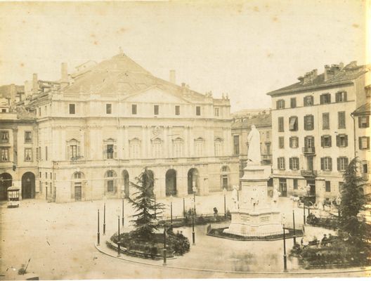 Piazza della Scala