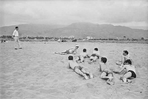 Pier Paolo Pasolini sulla spiagga del Cinquale