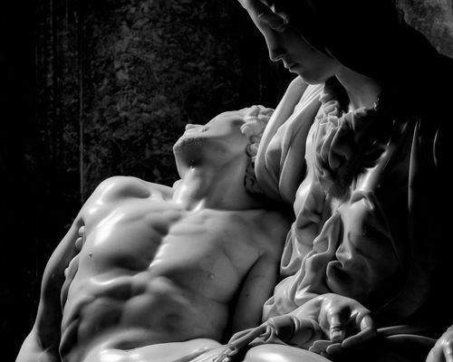 Michelangelo, la pietà