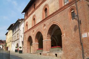 Antico Palazzo comunale e Pinacoteca Olivero