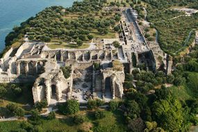 Grotte di Catullo e Museo Archeologico di Sirmione