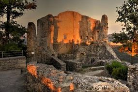 Castello di Canossa e Museo Nazionale Naborre Campanini