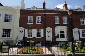 Charles Dickens Birthplace Museum